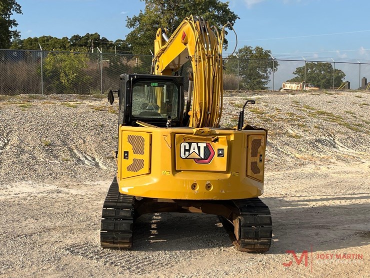 caterpillar-310-image-1