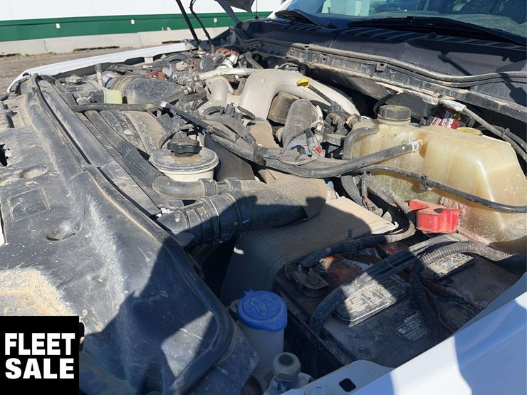 2020-ford-f550-image-22