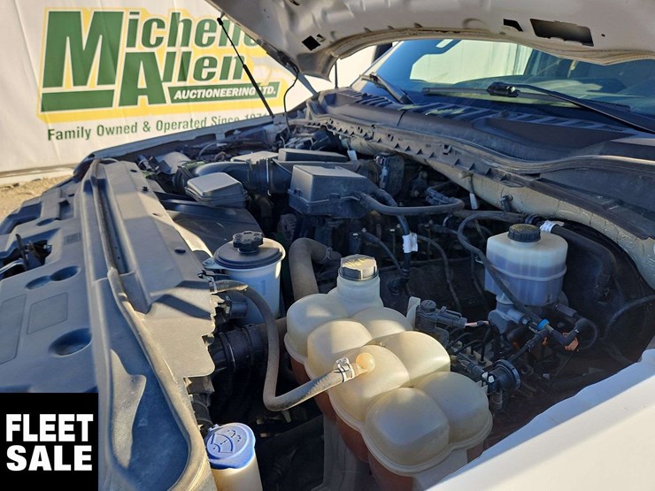 2021-ford-f350-image-23