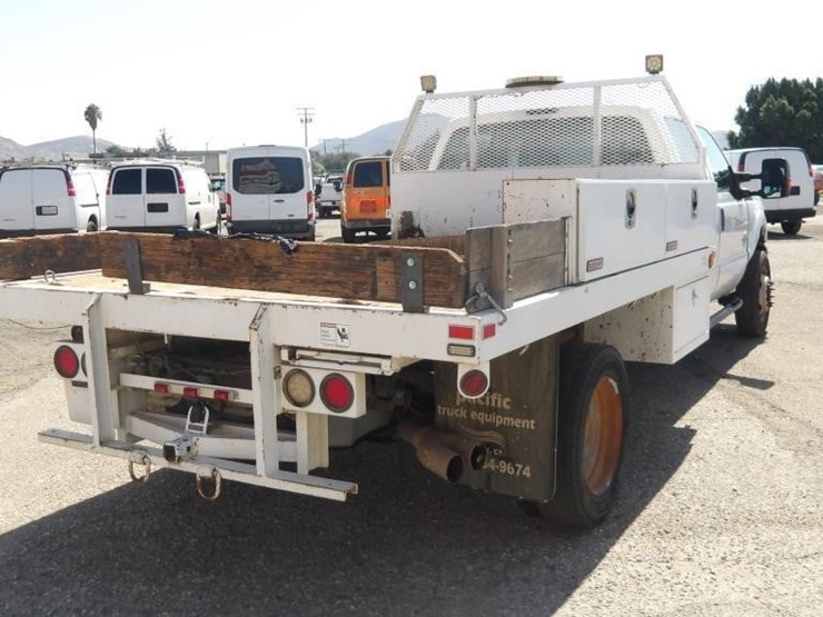 2016-ford-f550-image-3