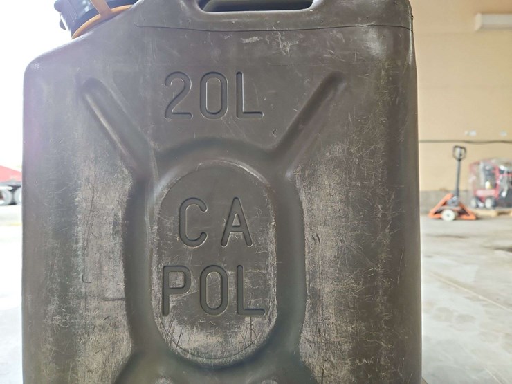 4-20l-diesel-fuel-cans-image-5