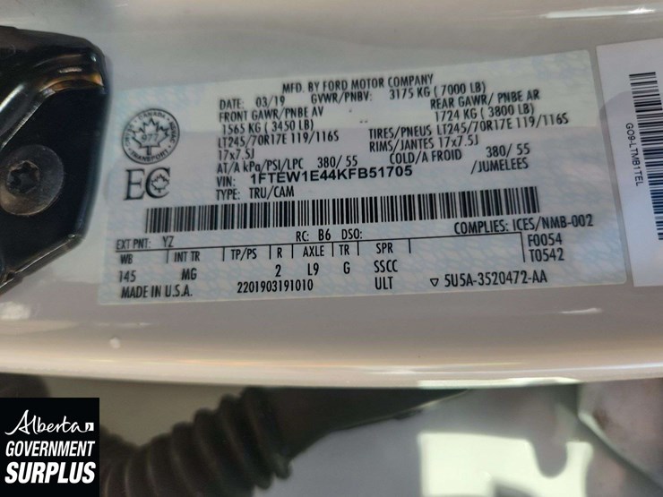 2019-ford-f150-image-34