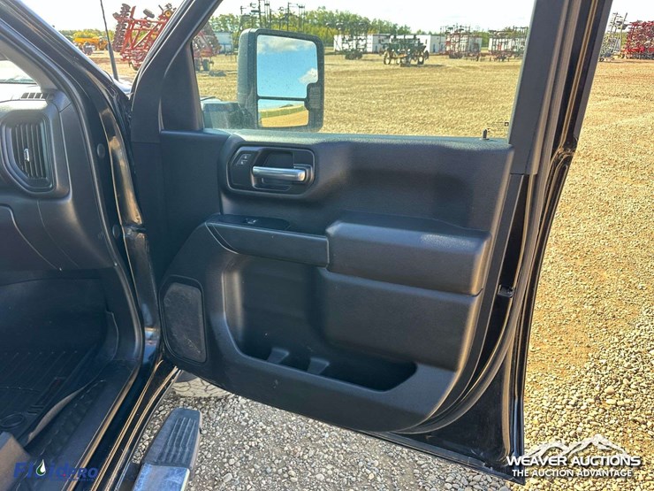 gmc-sierra-2500hd-image-34