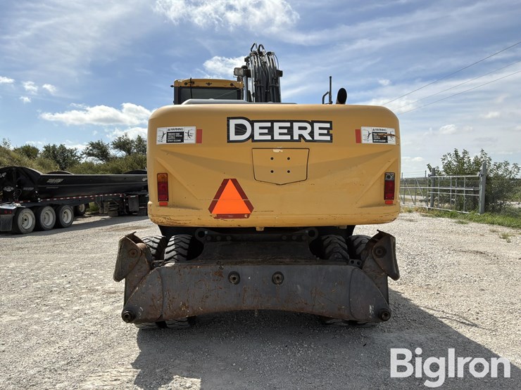 2011-deere-220dw-image-6