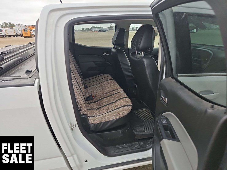 2018-chevrolet-colorado-image-16