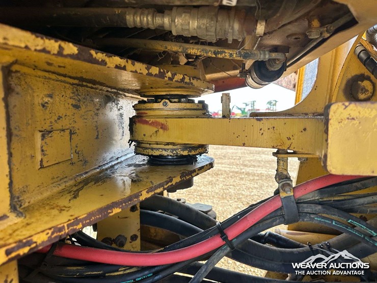 caterpillar-938f-image-48