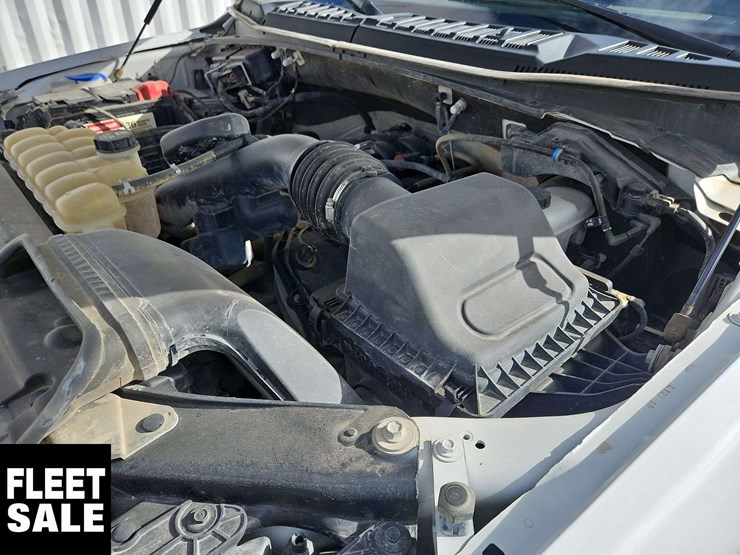 2020-ford-f150-image-27