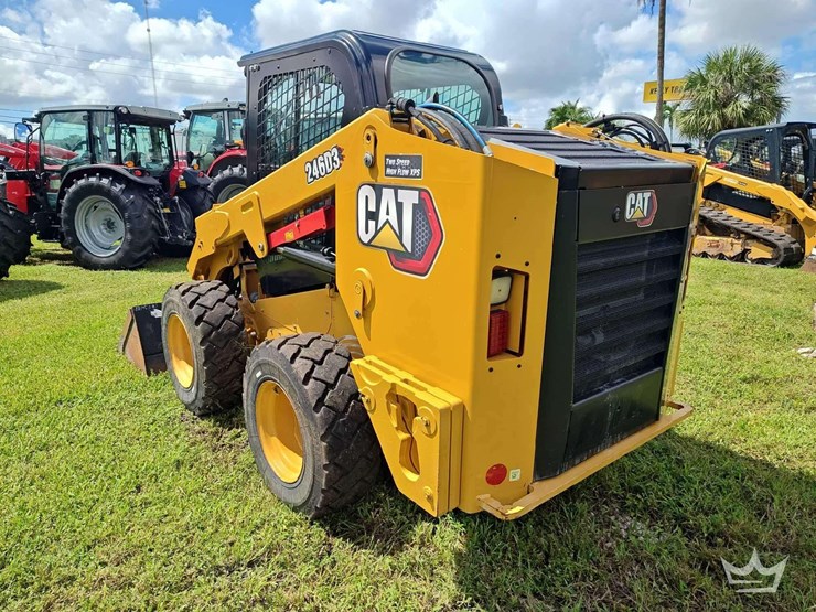2024-caterpillar-246d3-image-3