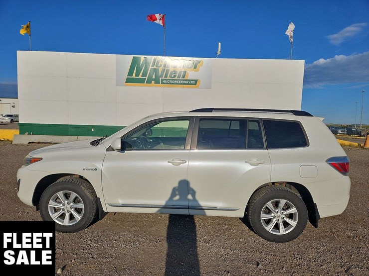 2012-toyota-highlander-hybrid-image-5