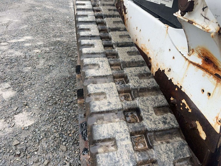 2019-bobcat-t595-image-12