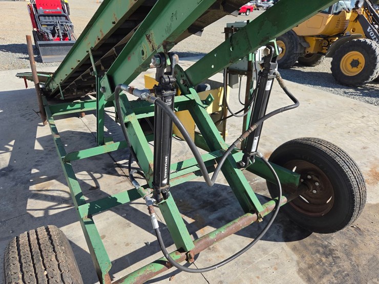 #5660-•-22'-elevated-electric-conveyor-image-25