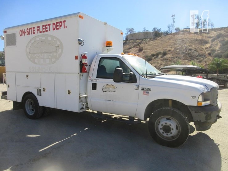 2003-ford-f550-image-2