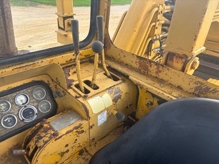 caterpillar-613-image-26