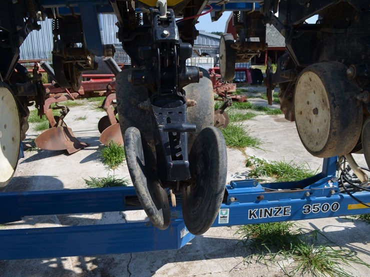 kinze-3500-image-6
