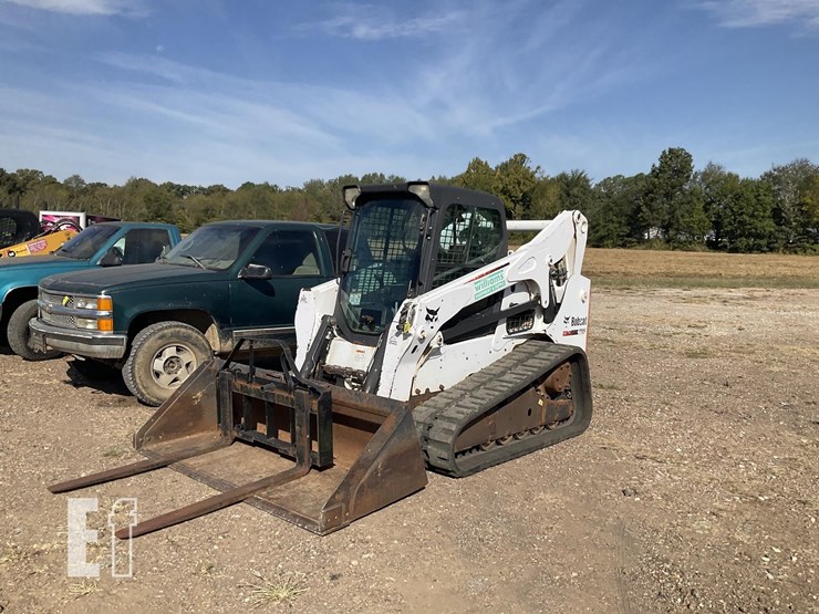 2015-bobcat-t750-image-2