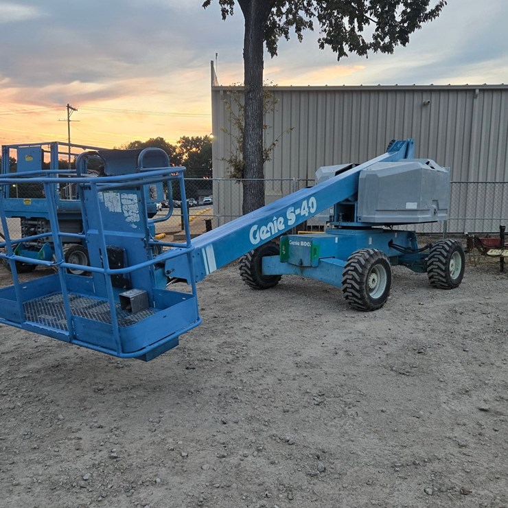 1998 GENIE S40