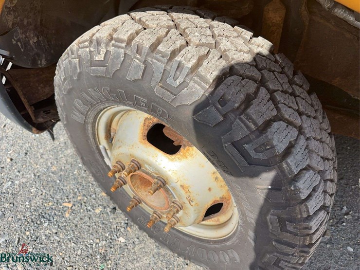 2011-ford-f350-xl-image-8