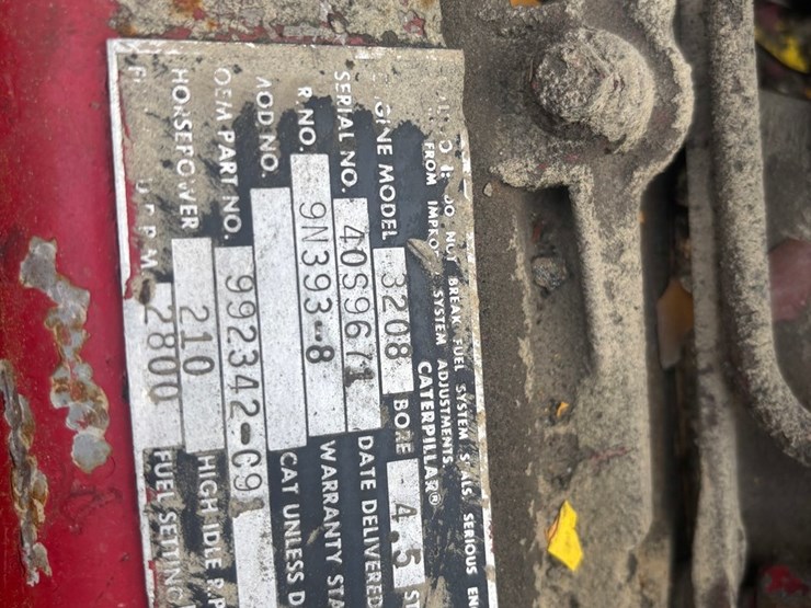 caterpillar-v180-image-10