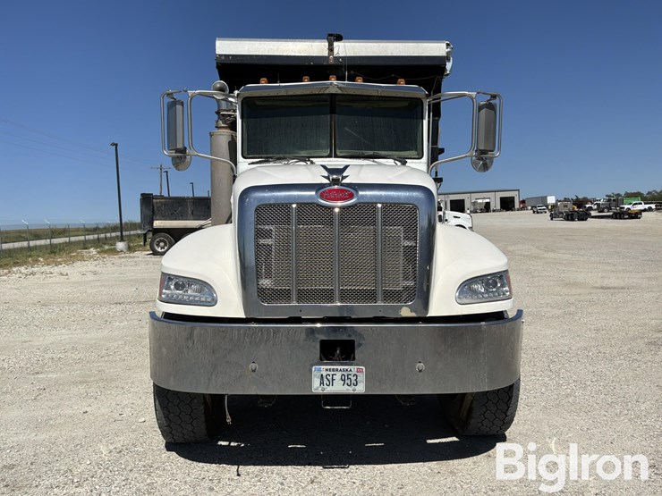 2007-peterbilt-335-image-2