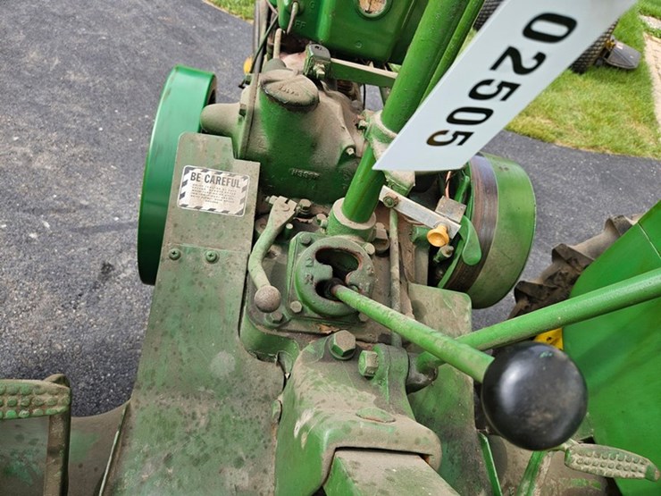 john-deere-h-image-24