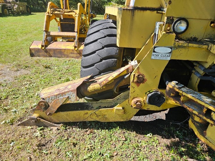 #2533-•-bucyrus-erie-200-4-series-iii-dynahoe-backhoe-image-23