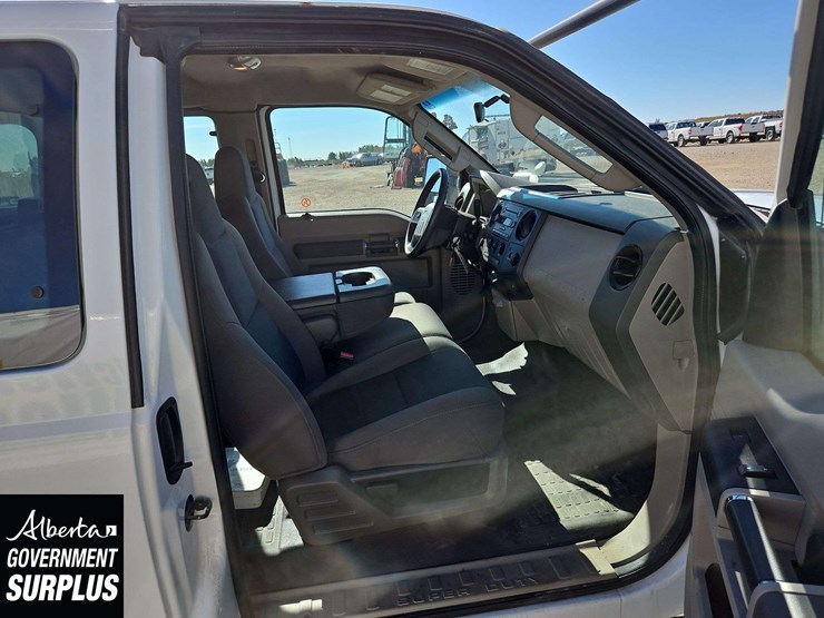 2010-ford-f250-image-16