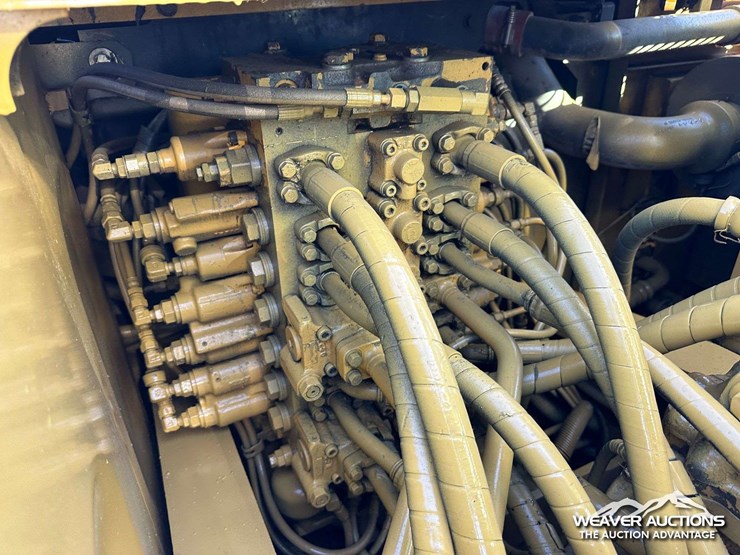 2006-komatsu-pc270-lc-7l-image-54