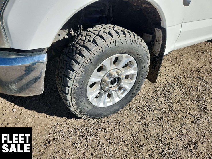2022-ford-f250-image-10