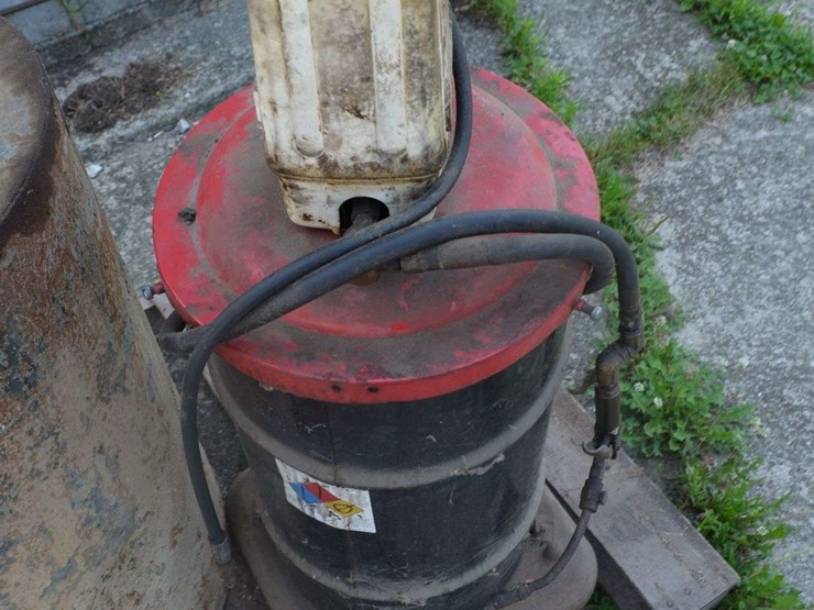 oil-drums-image-3