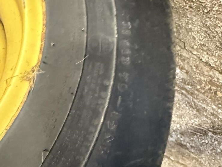 john-deere-567-image-23