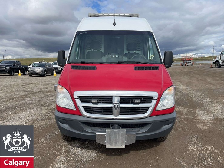 2007-dodge-sprinter-3500-image-8