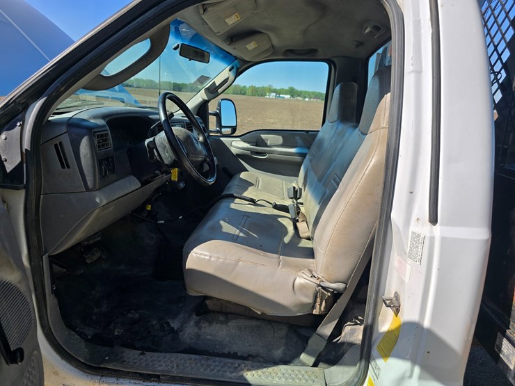 2003-ford-f350-image-43