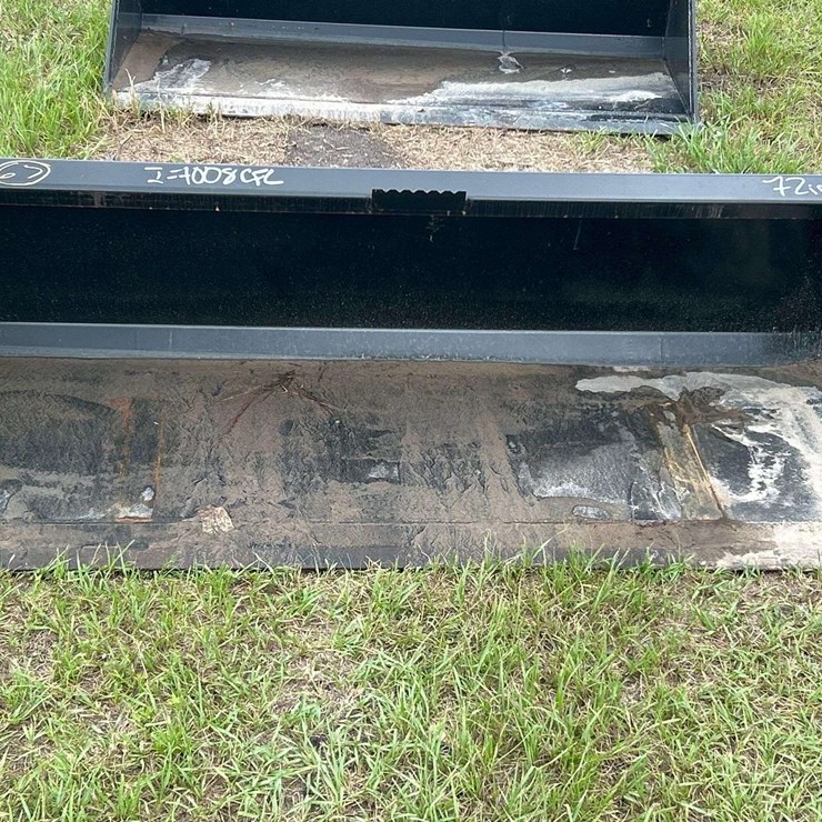 2025 Swict 72in Bucket Skid Steer Attachment