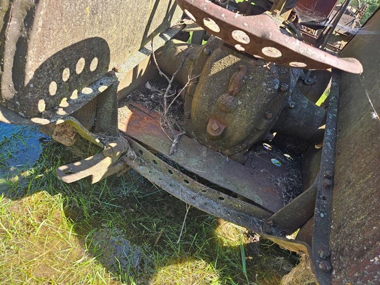 #2530-•-1939-case-c-tractor-image-16