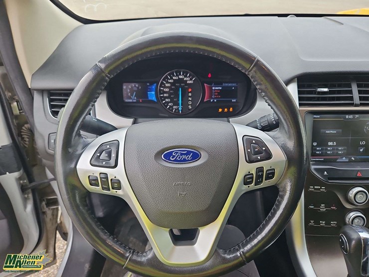 2013-ford-edge-sel-image-14