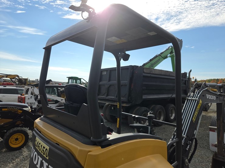 volvo-ec27d-image-33