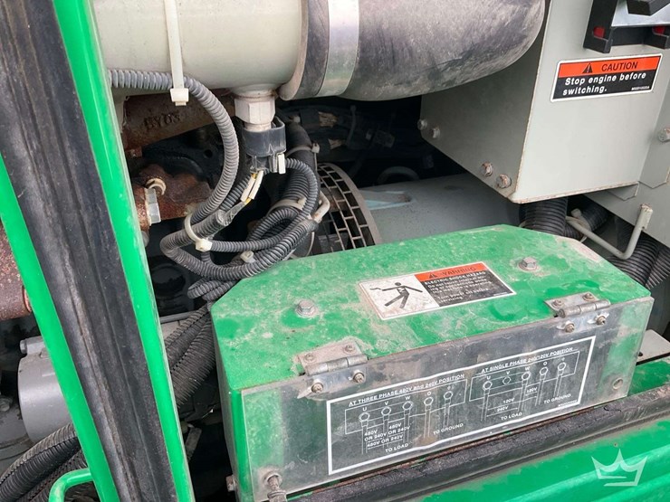 2016-whisperwatt-dca-25ssiu4f-25kva-towable-diesel-generator-image-13