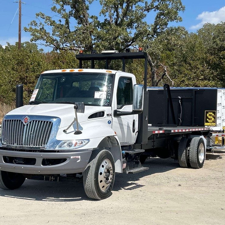 2020 INTERNATIONAL MV607
