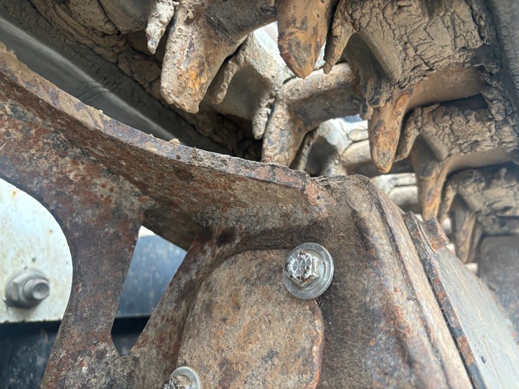 2015-bobcat-t770-image-68