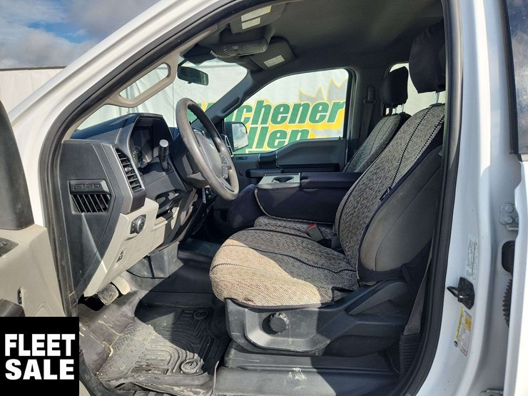 2020-ford-f150-image-13