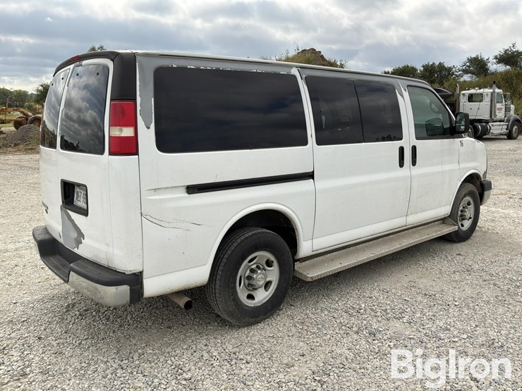 2009-chevrolet-express-g3500-image-5