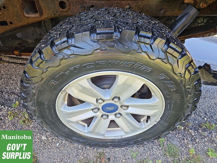 2015-ford-6.5-ft-image-13