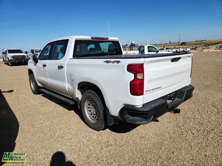 2019-chevrolet-silverado-1500-image-3