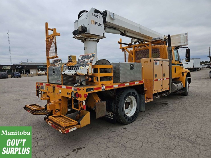 2009-international-durastar-4400-image-4