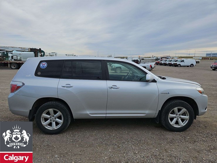 2009-toyota-highlander-hybrid-image-7