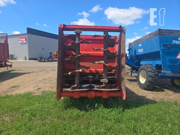 2023-kuhn-knight-ps260t-image-5