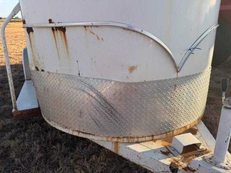 2017-w-w-livestock-trailer-image-4