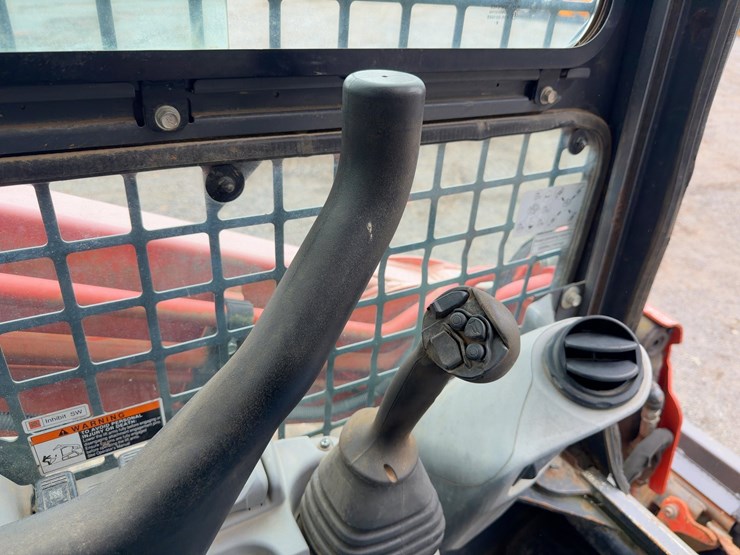 2019-kubota-svl95-2s-image-22