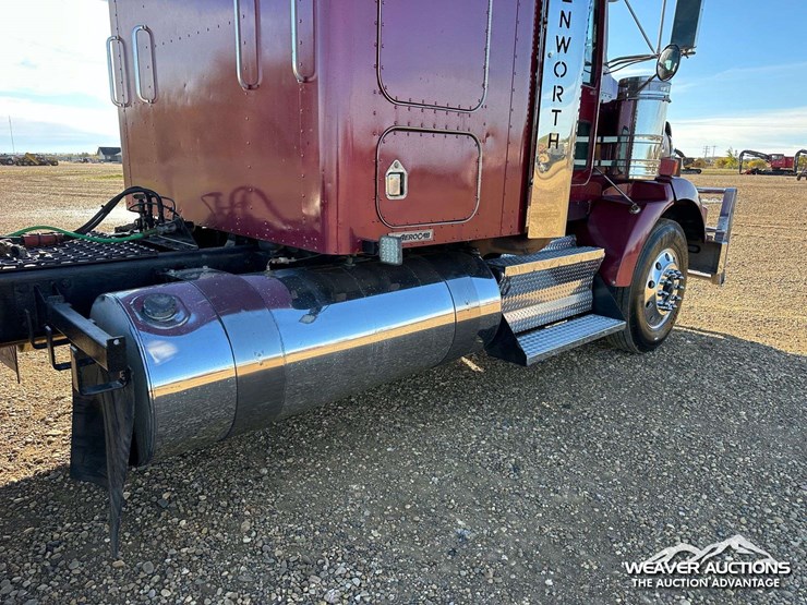 2011-kenworth-t800-image-74