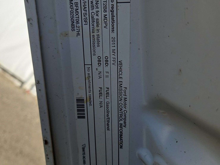 2011-ford-f350-image-34